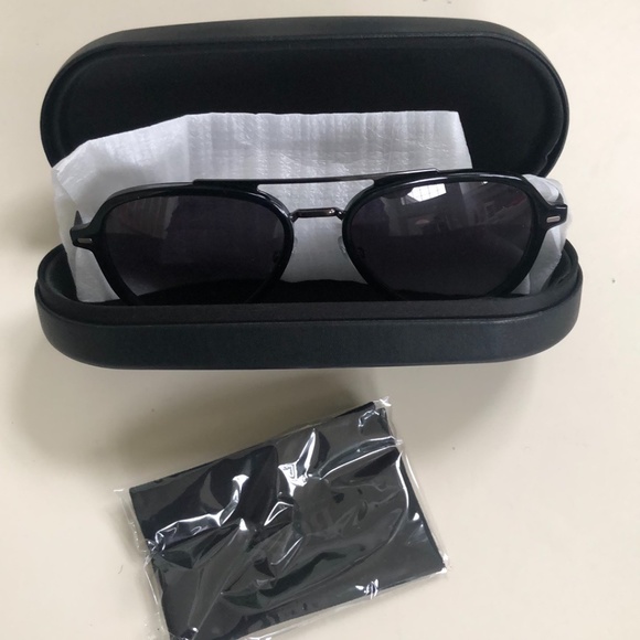 Hogo Boss Sunglasses - Picture 8 of 8